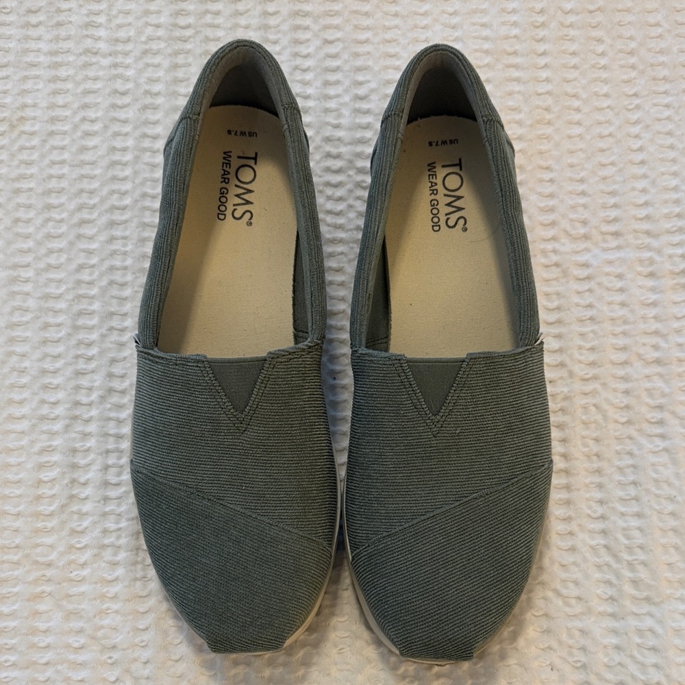 TOMS Women's Loafers - Olive Green